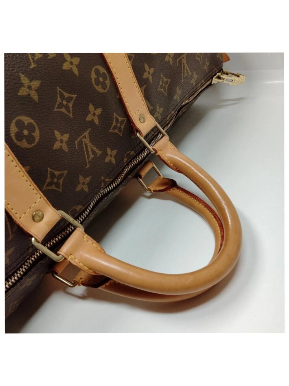 Authentic Louis Vuitton Keepall 55 Monogram Canvas Travel Bag - Picture 9 of 16